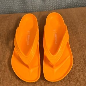 Birkenstock flip flops size 11